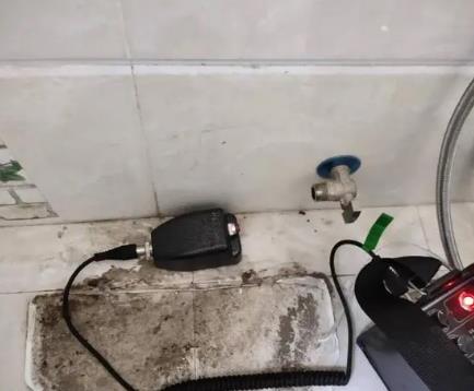绵阳屋顶漏水维修公司分享下卫生间漏水的危害及解决方法